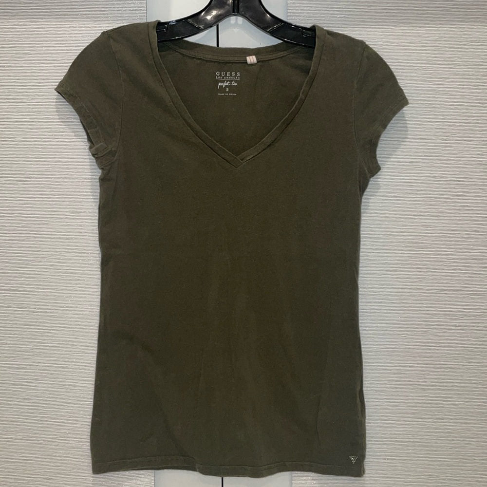 GUESS BRAND! ARMY GREEN VNECK! Size: S